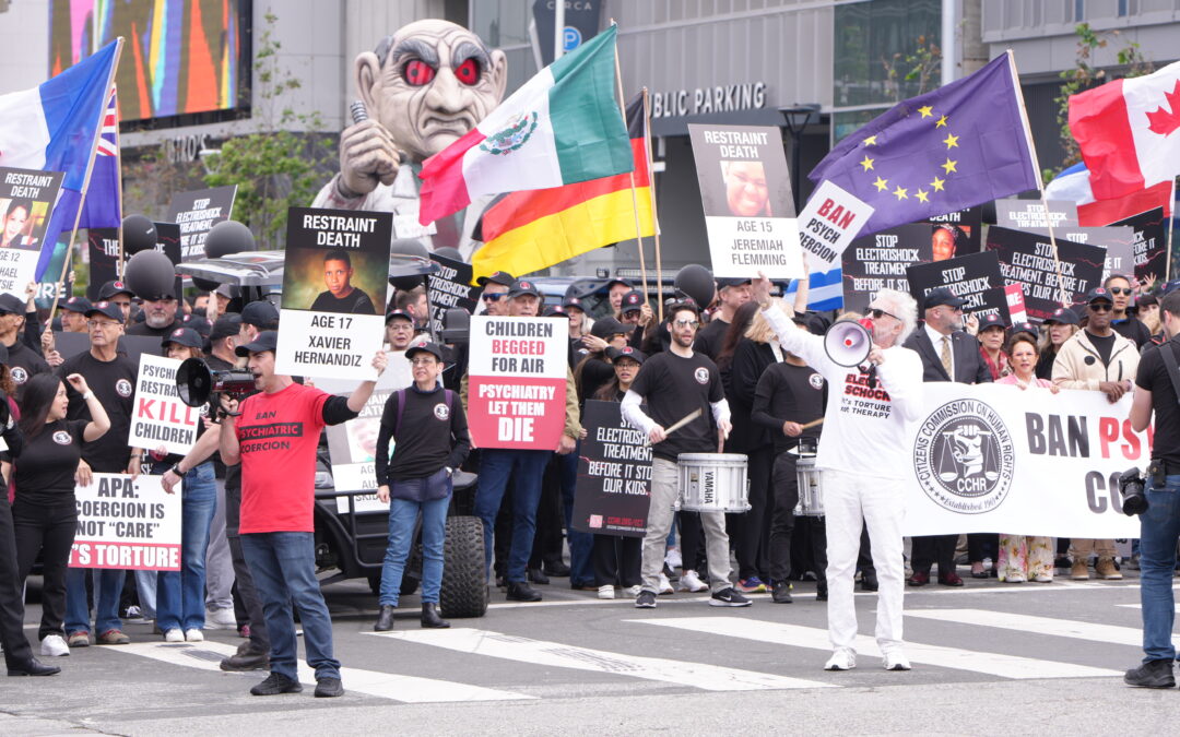 La convención de la psiquiatría estadounidense (APA) enfrenta acusaciones de violaciones de derechos y delitos globales
